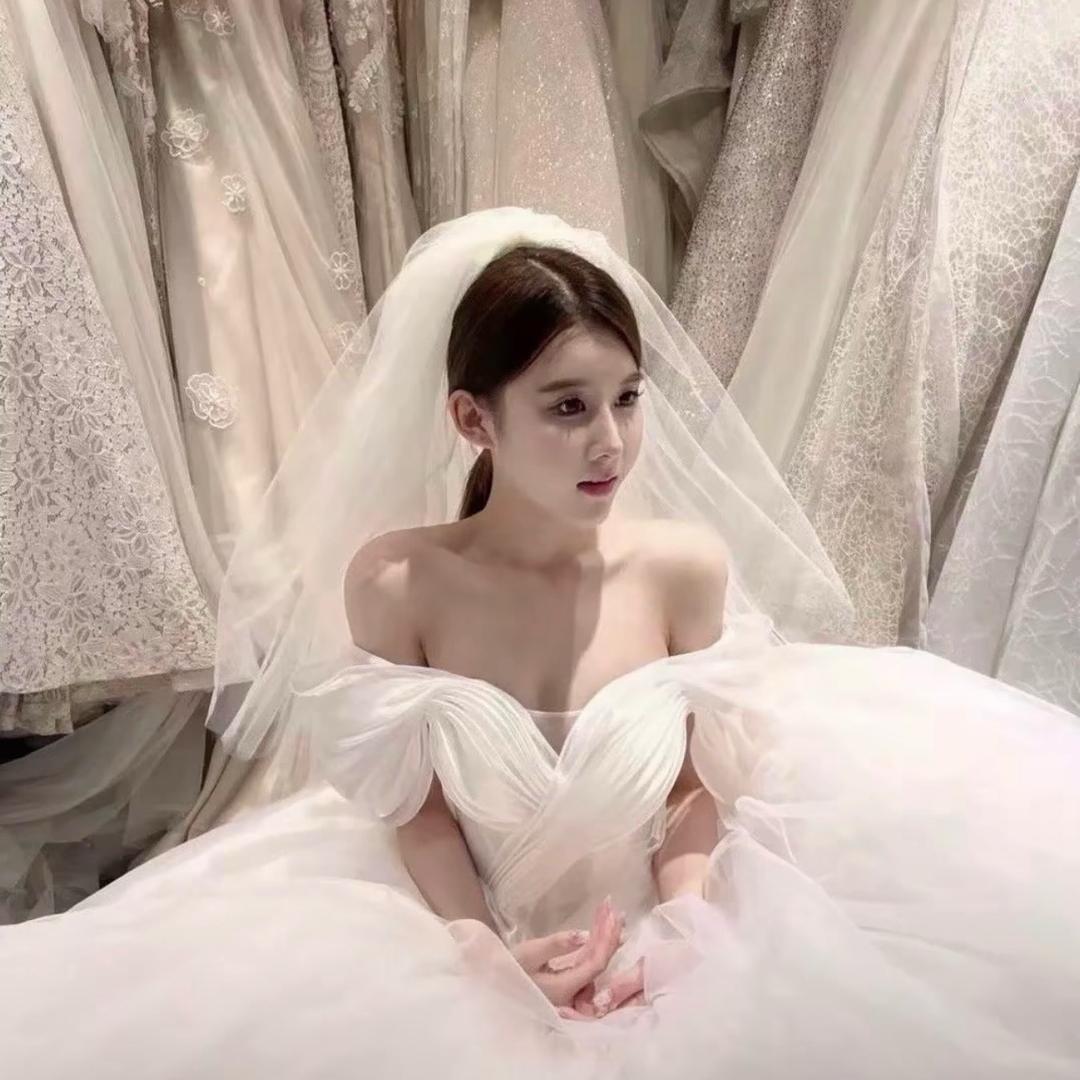 美丽笨女人.