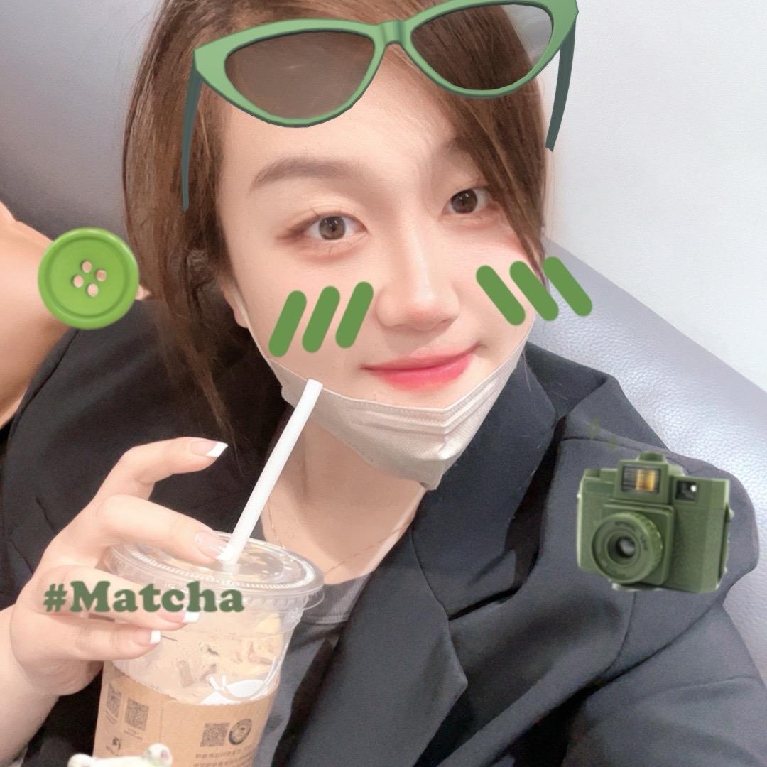 😊默默～