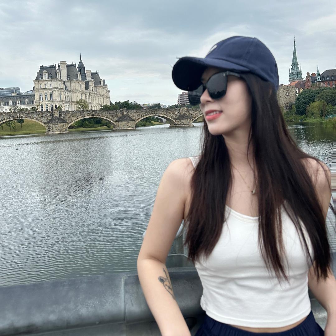 Homie潮品  （小柴）