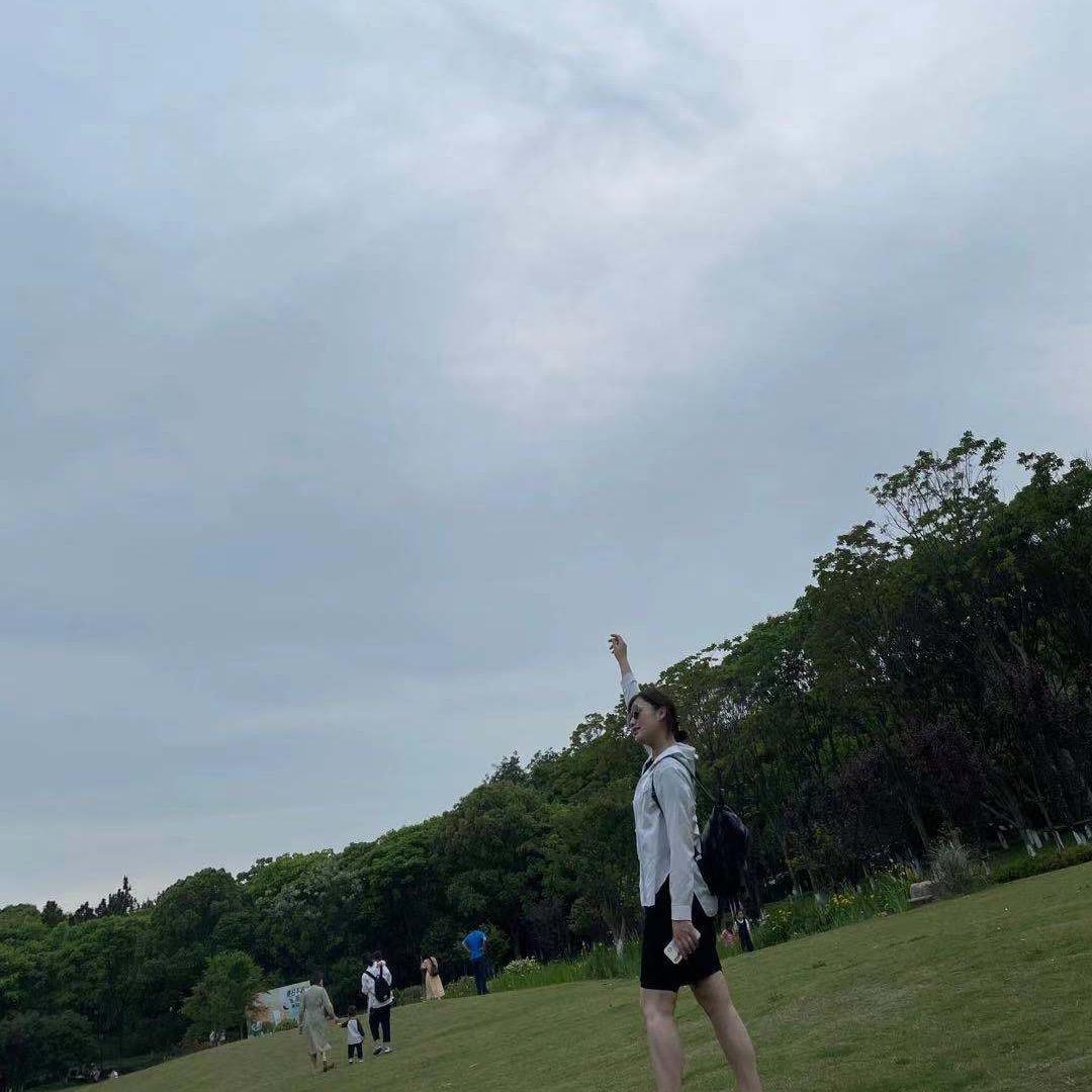 明星经纪人静静