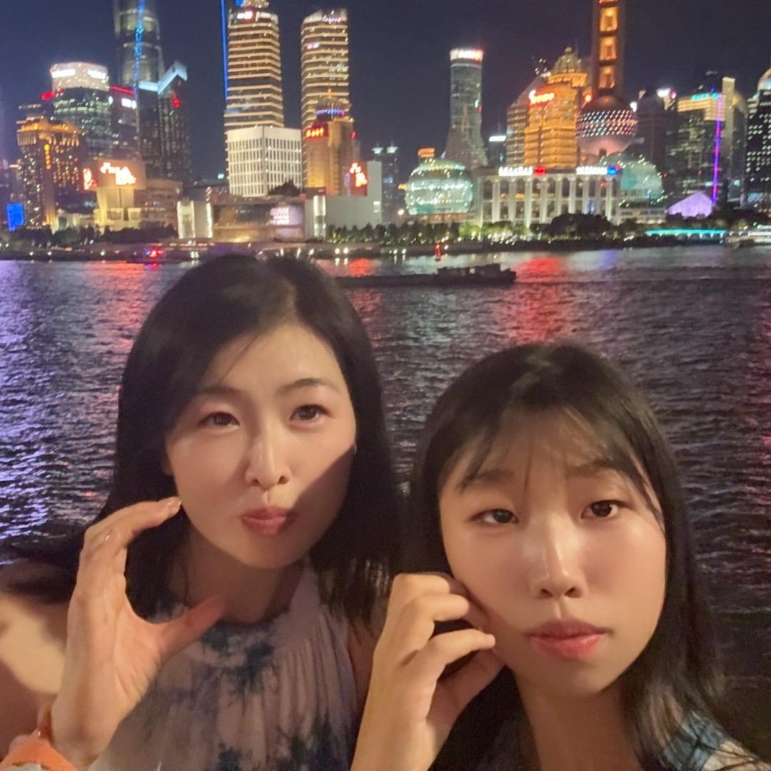 🥳太阳当空曌🥳