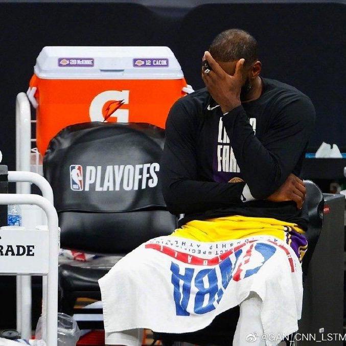 时光是个坏老人