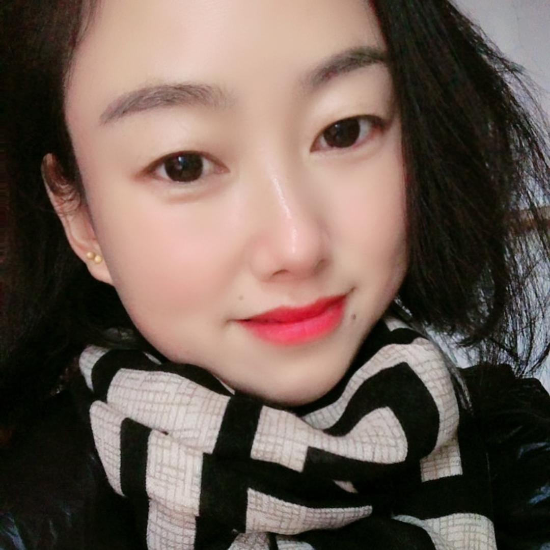楠楠，手机配件