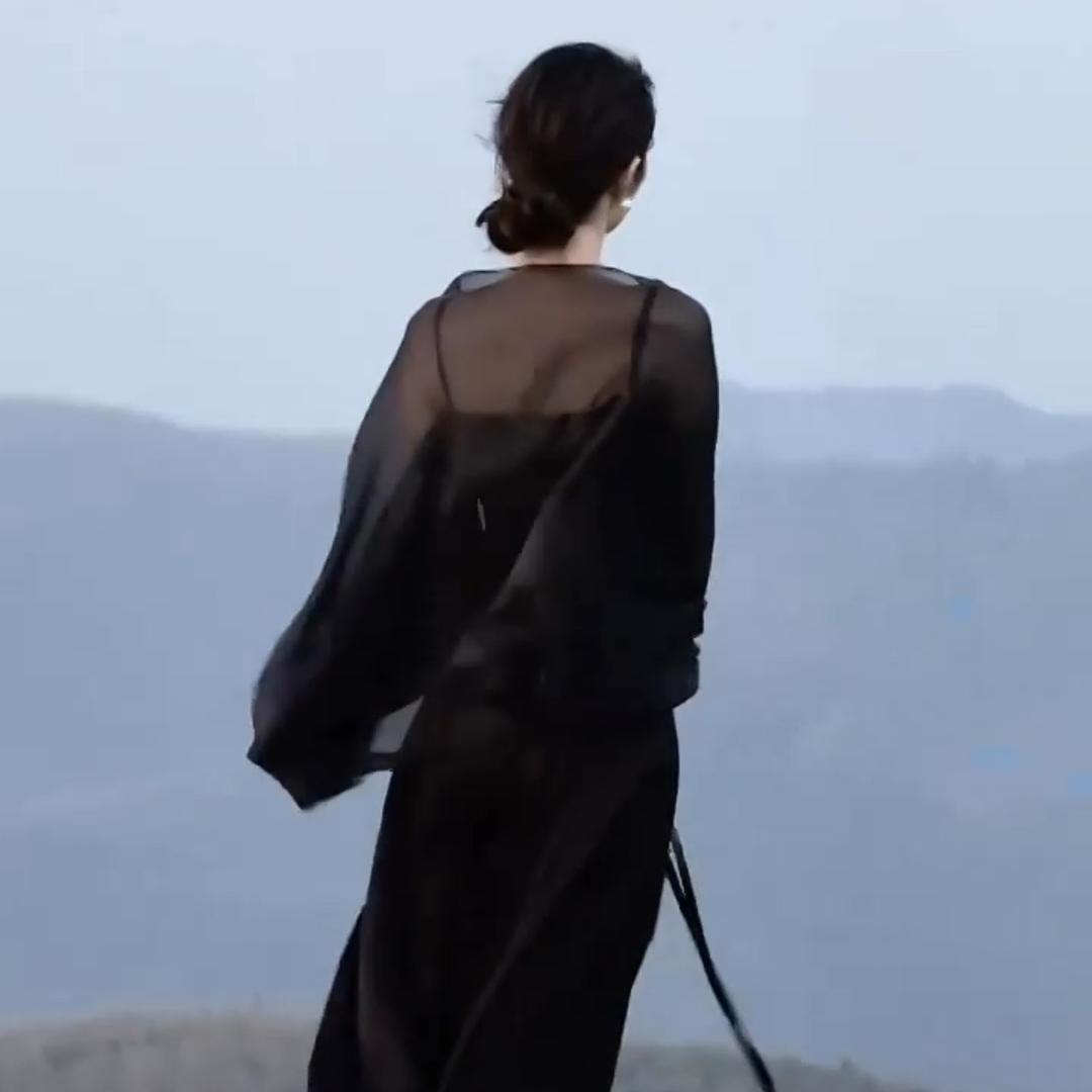 婷姐羽绒服工厂店
