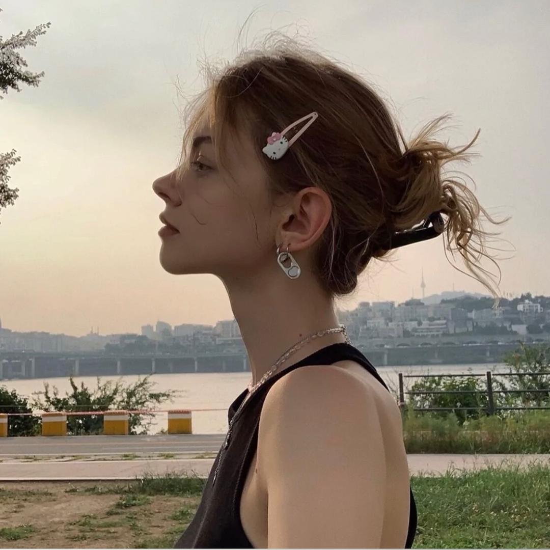 向晚.