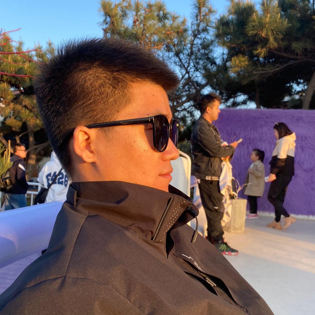 不爱冒险的小钟