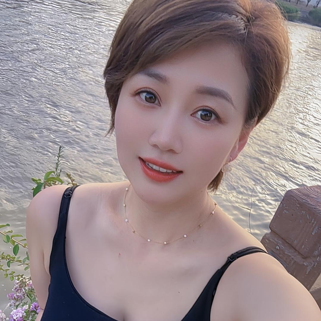 杨杨得亿