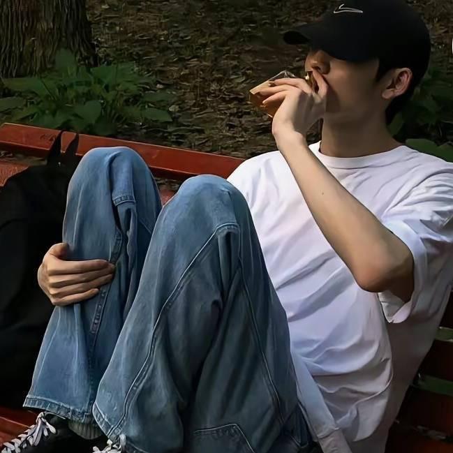 深情的秋刀鱼