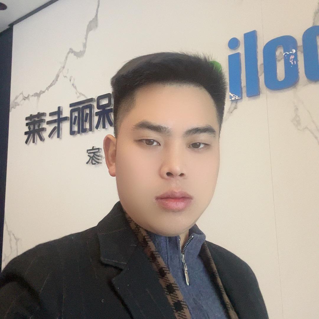 赫章保丽卡莱顶墙装饰家