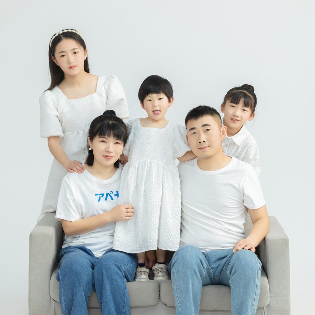 杨家三千金