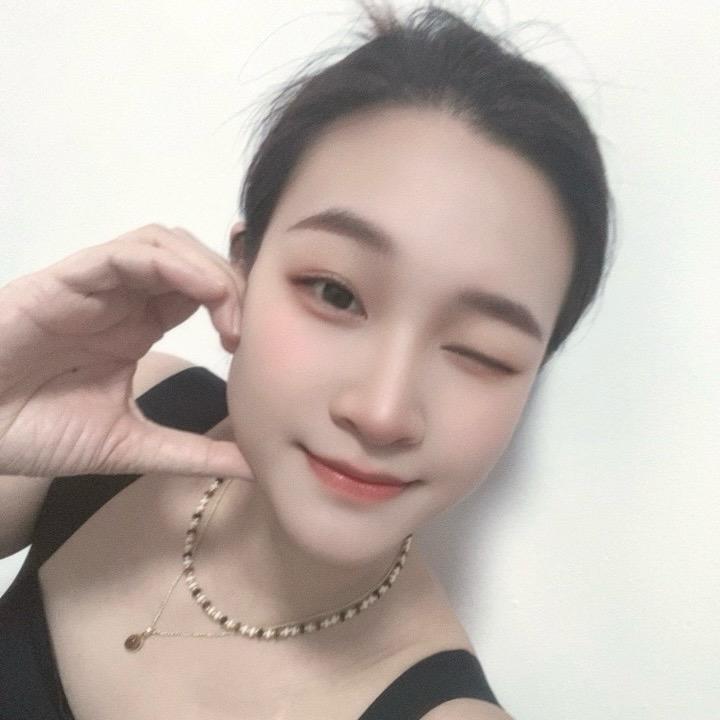 珊珊Sandy