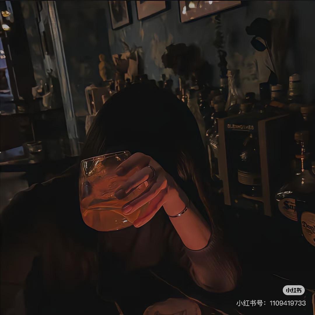 🦴小煎妮ᗦ↞︎◃︎