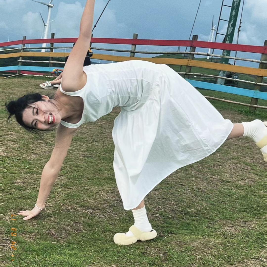不吃辣条的女孩