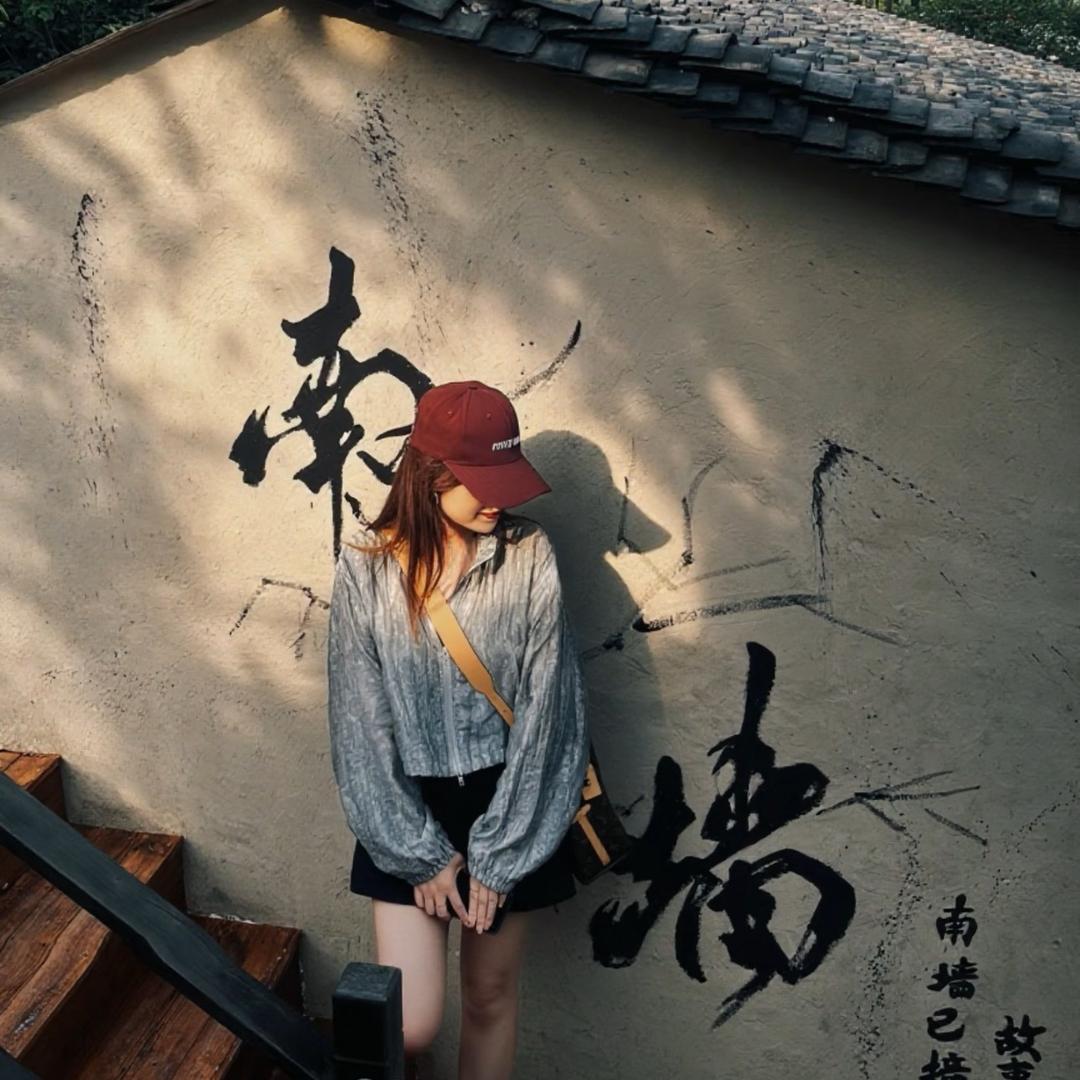 信阳市吴家店君薇女装