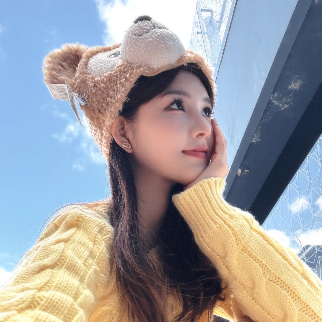 周粥^_^