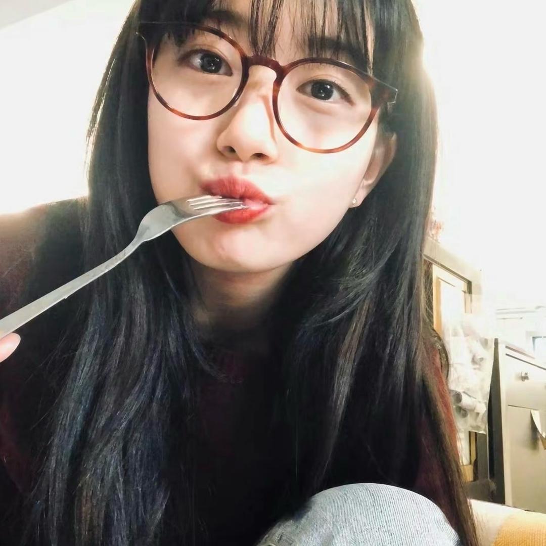 宇宙超级无敌魔法霹雳暴龙女战士！