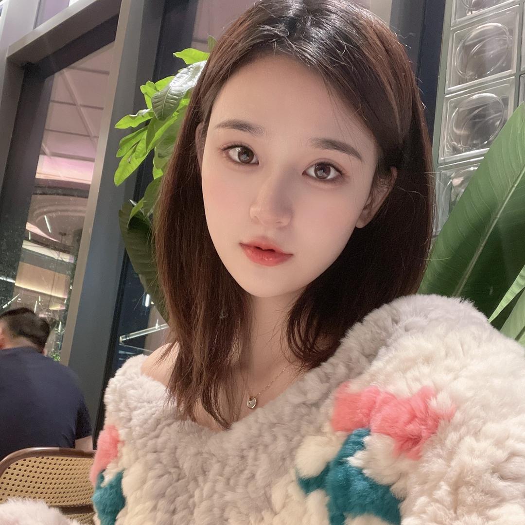 甜柚柚服饰