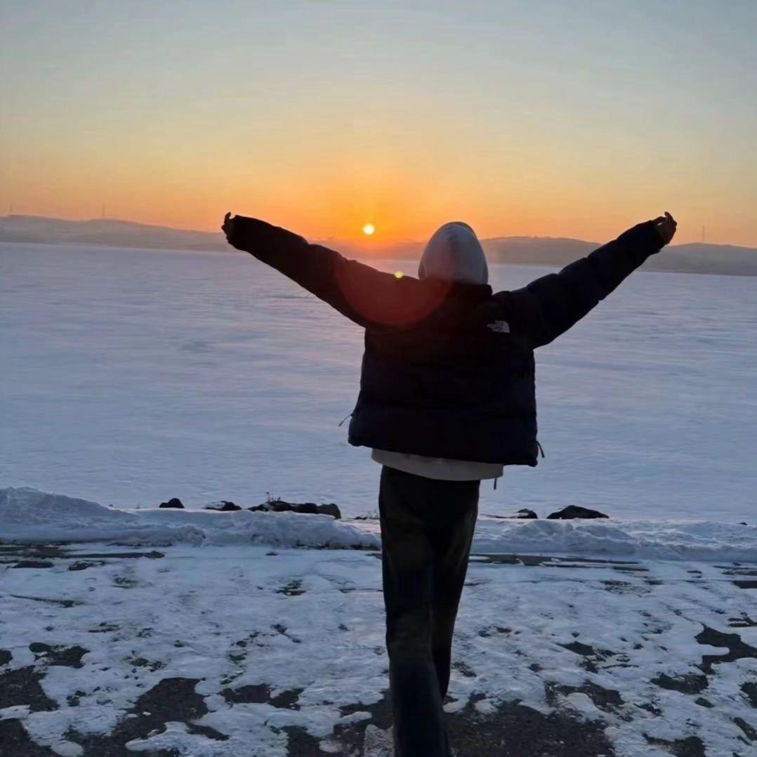 ￴￴ ￴￴ ￴Yoyo