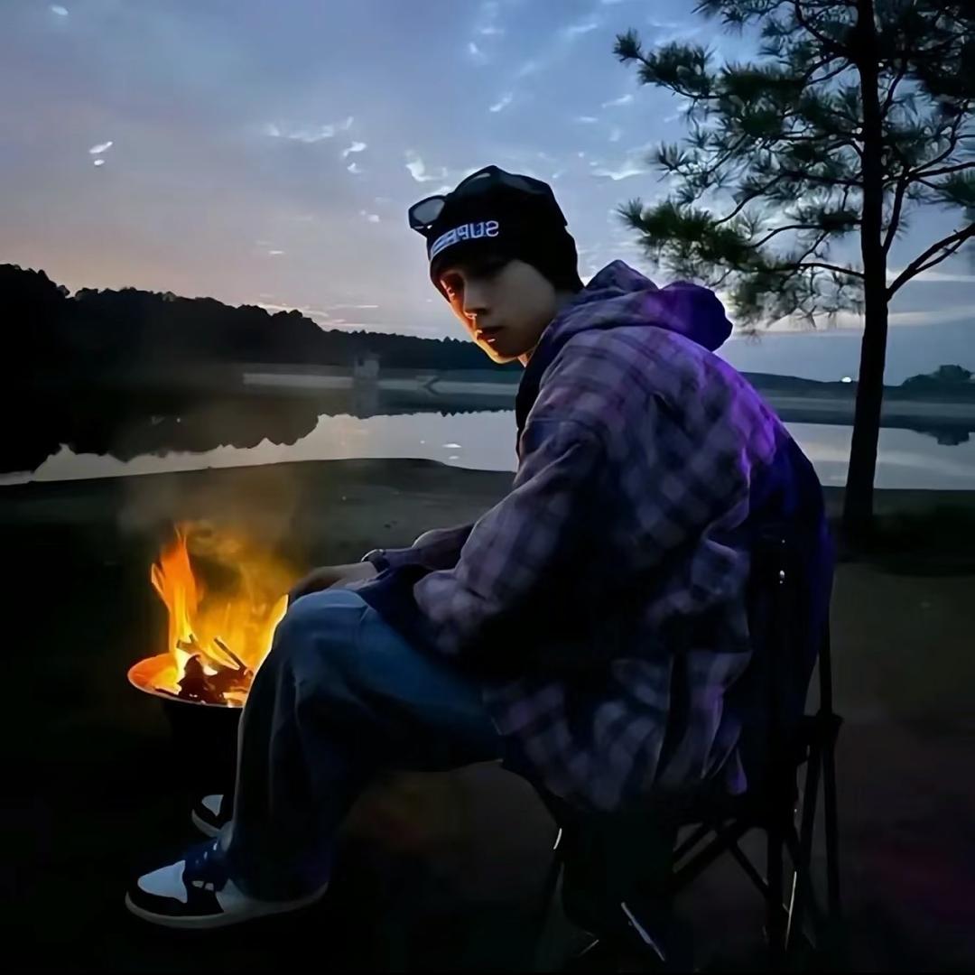 盼月亮