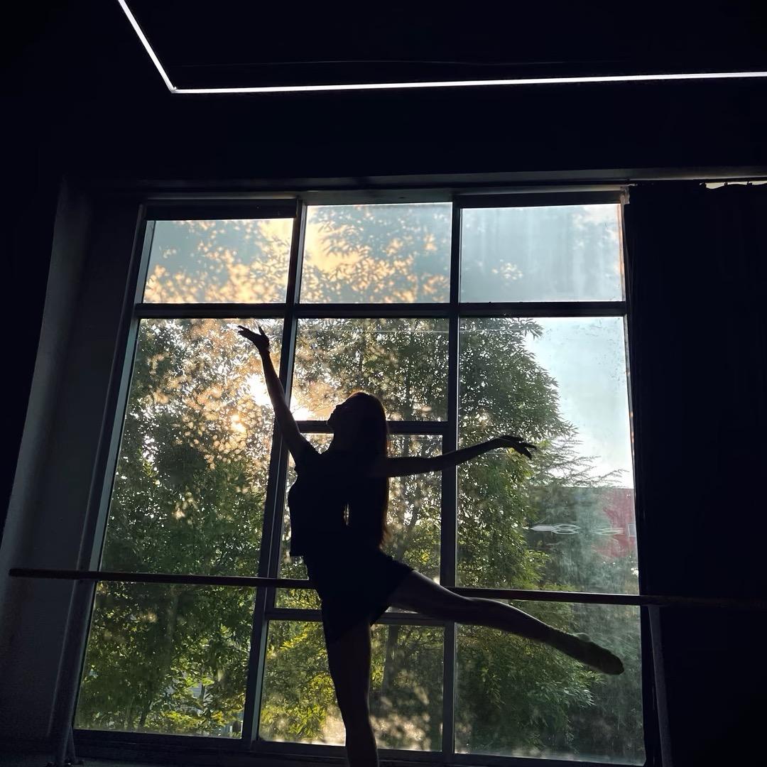 A华翎舞蹈总部～星星老师