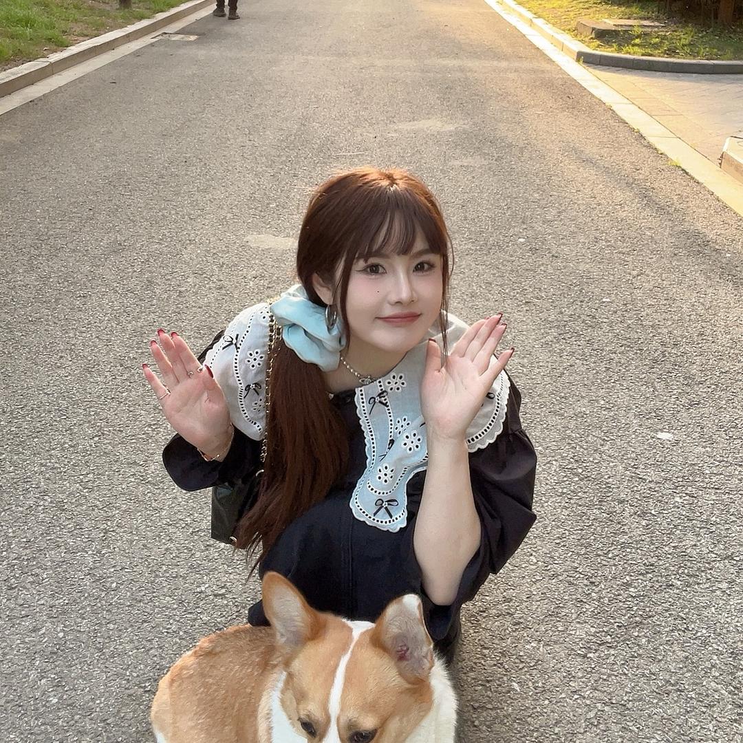 三胎八十岁老妈