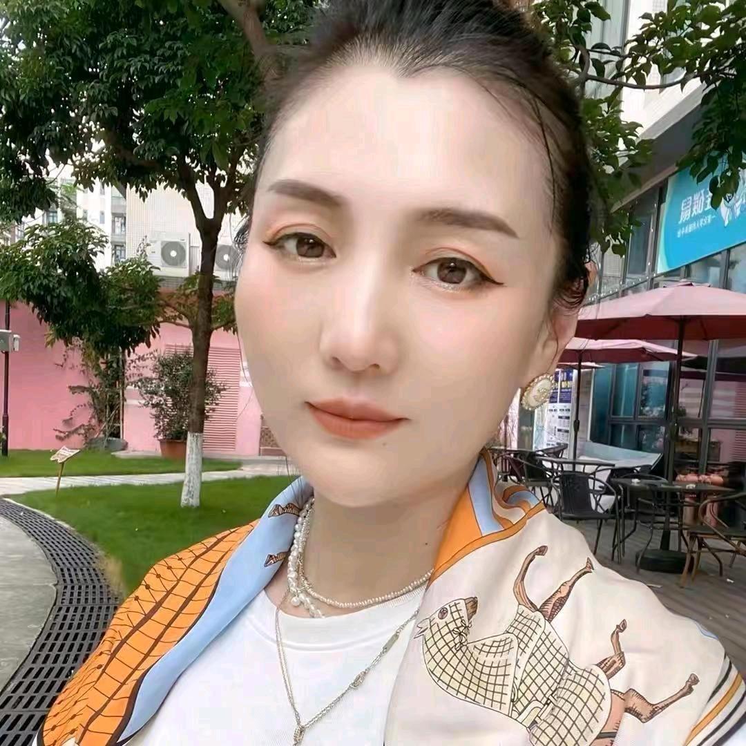 闪姐企业店（已授权）亮姐（1）