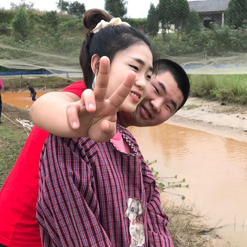 绵阳小眼睛姐姐