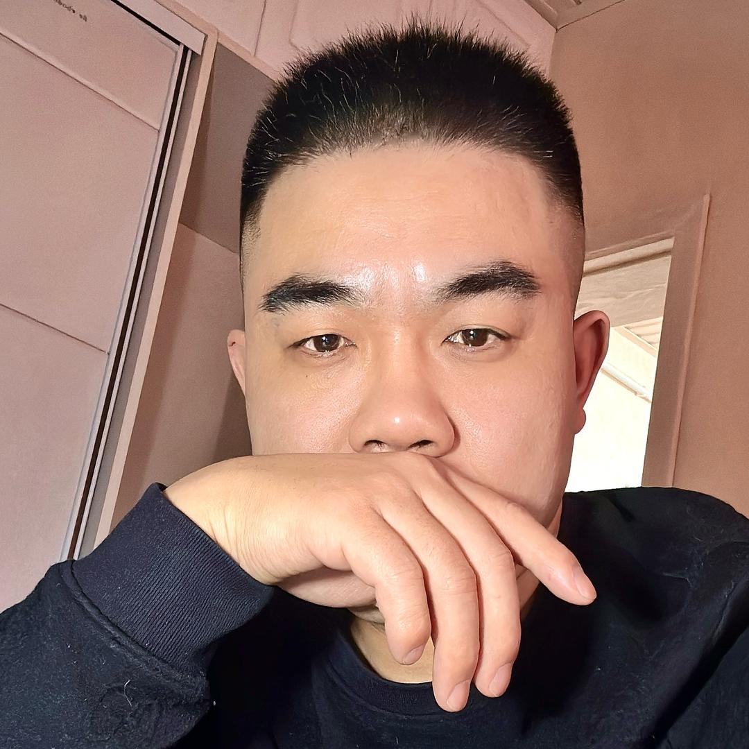 他们都叫我小郝