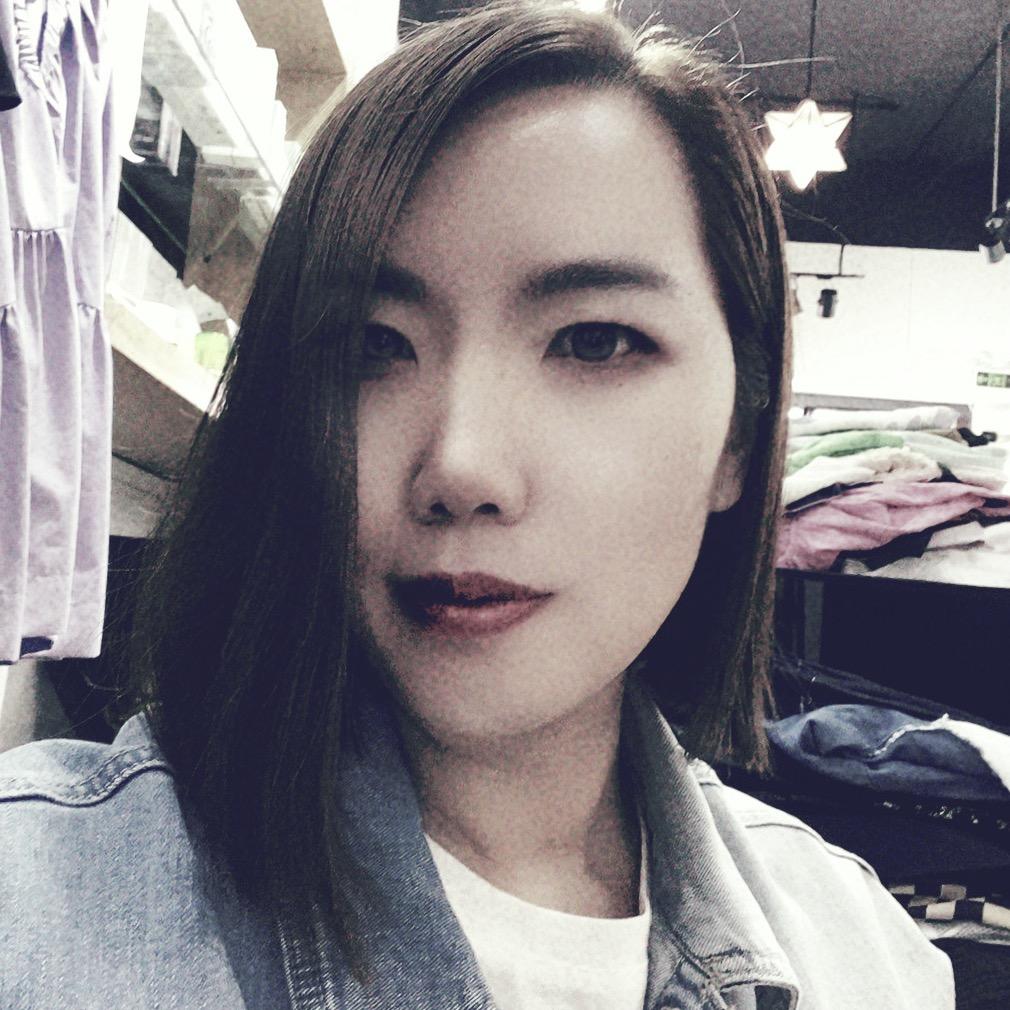 直型站欧日韩时装店