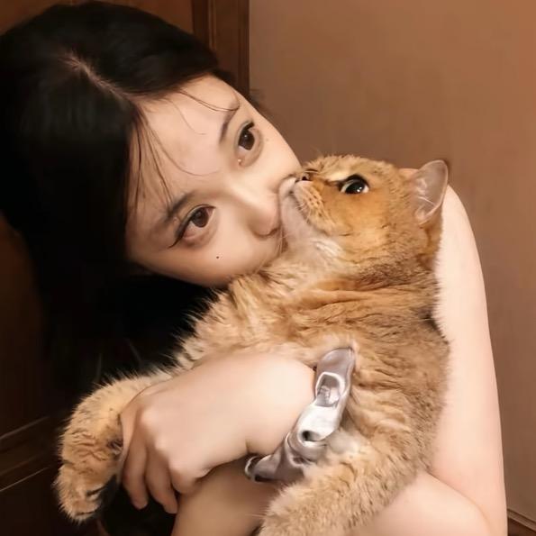 温奕美