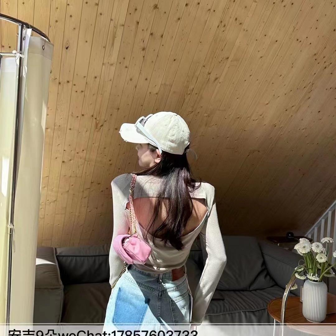 佩家女装搭配穿搭