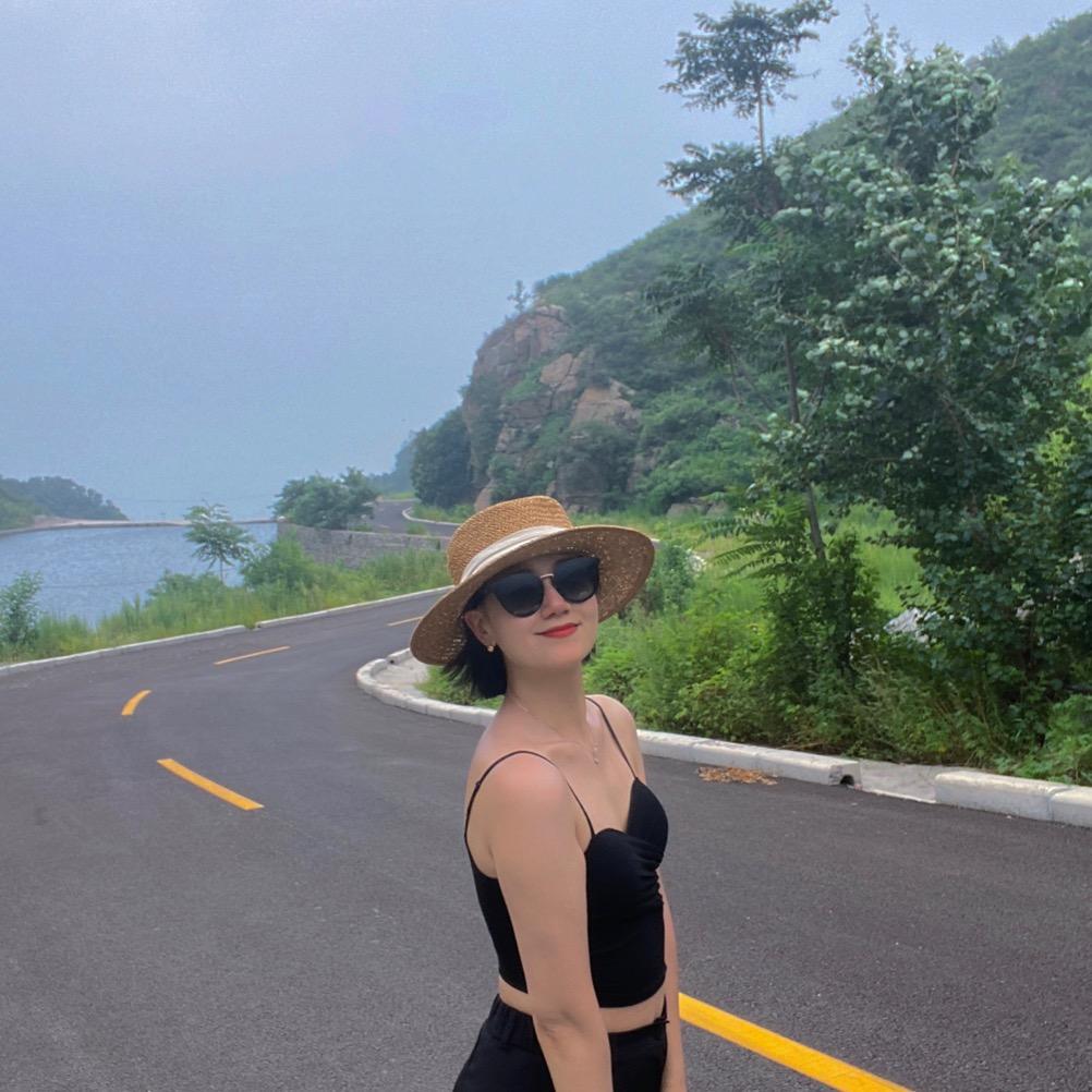 果汁是一只鹦鹉