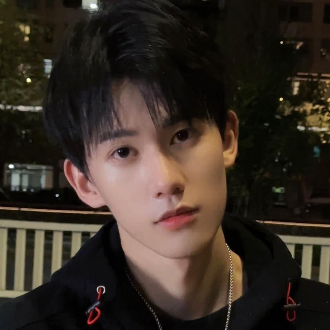 李昕昊