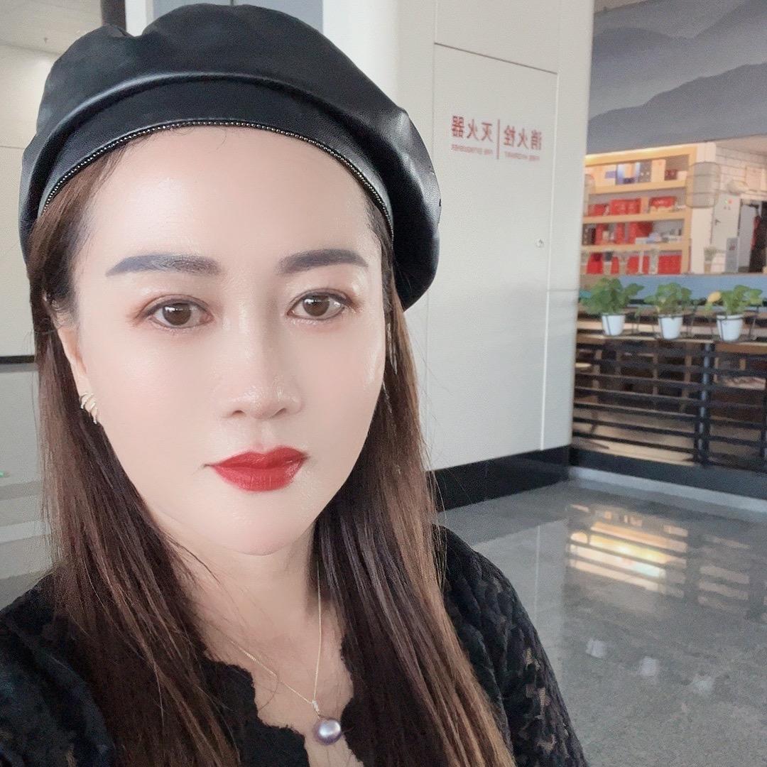 带刺的玫瑰🌹