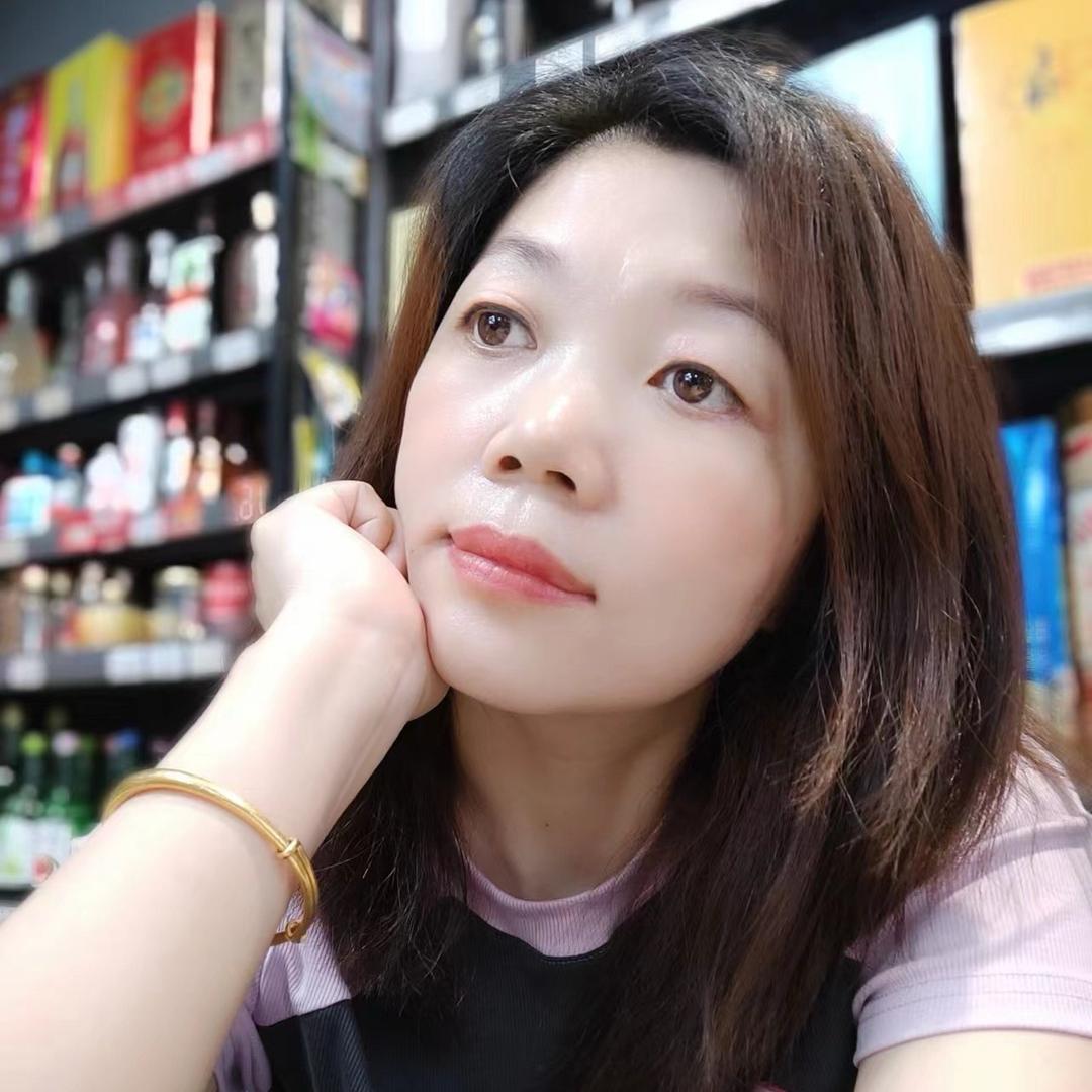 英子