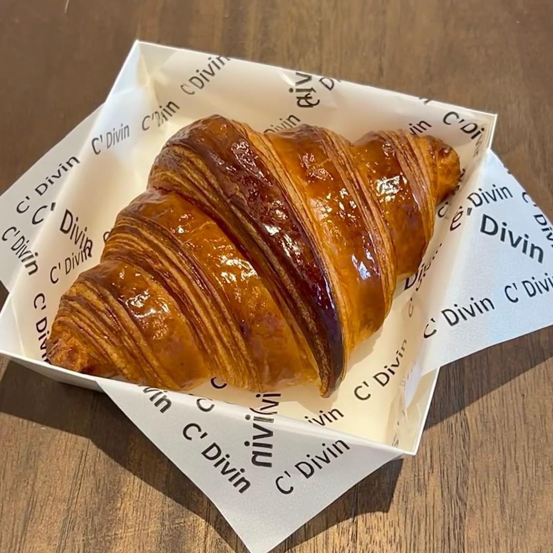 饭蜜.露露呀
