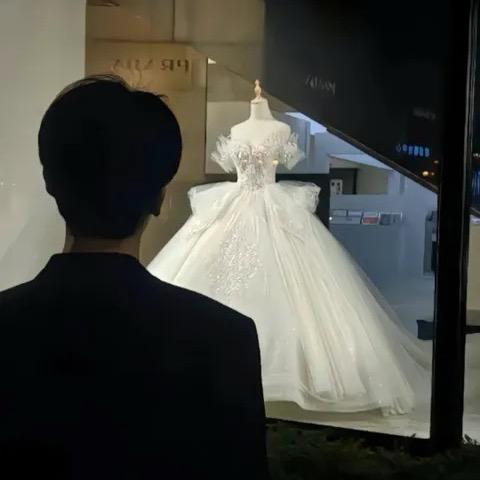 开阿迪的小哥哥(茳稣-濱海)