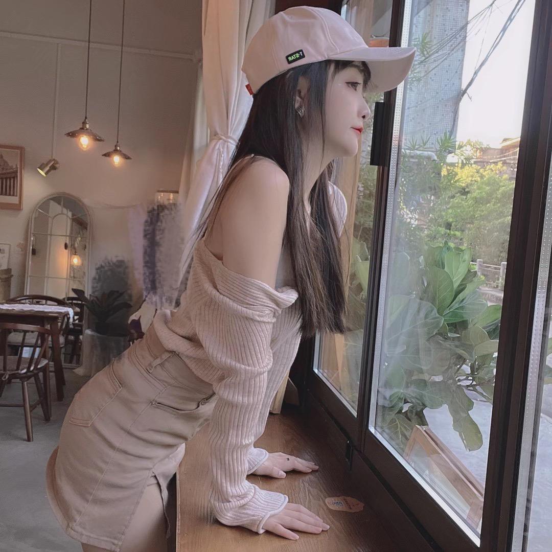 英子