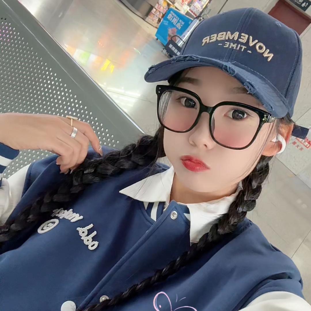 洛小仙🕊️