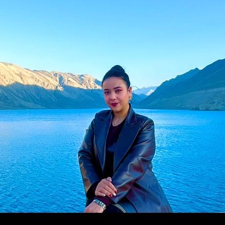 皮山县新城区栖花里专卖店