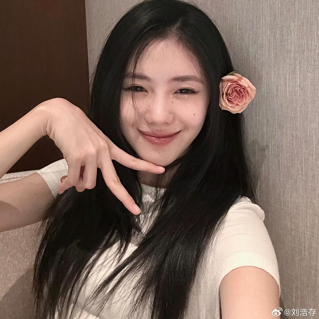 学妹还是学姐🌸（沅沅点赞版）