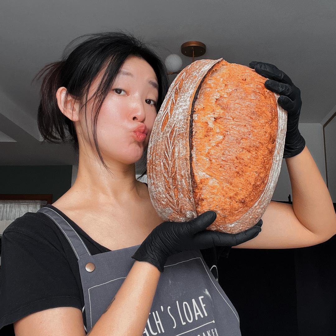 做酸面包的桃子Peach's Loaf