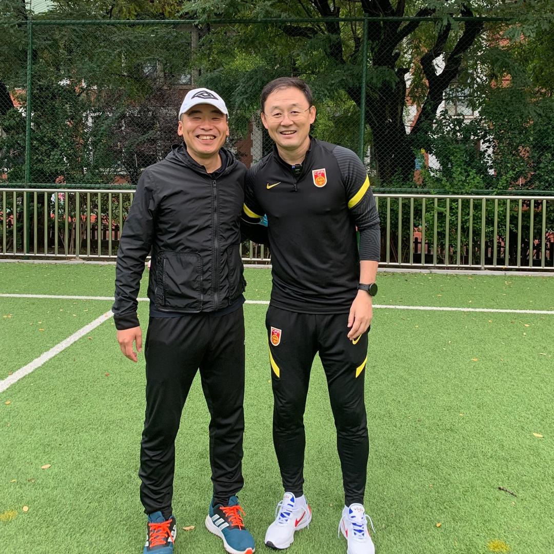 大连宇航俱乐部何导
