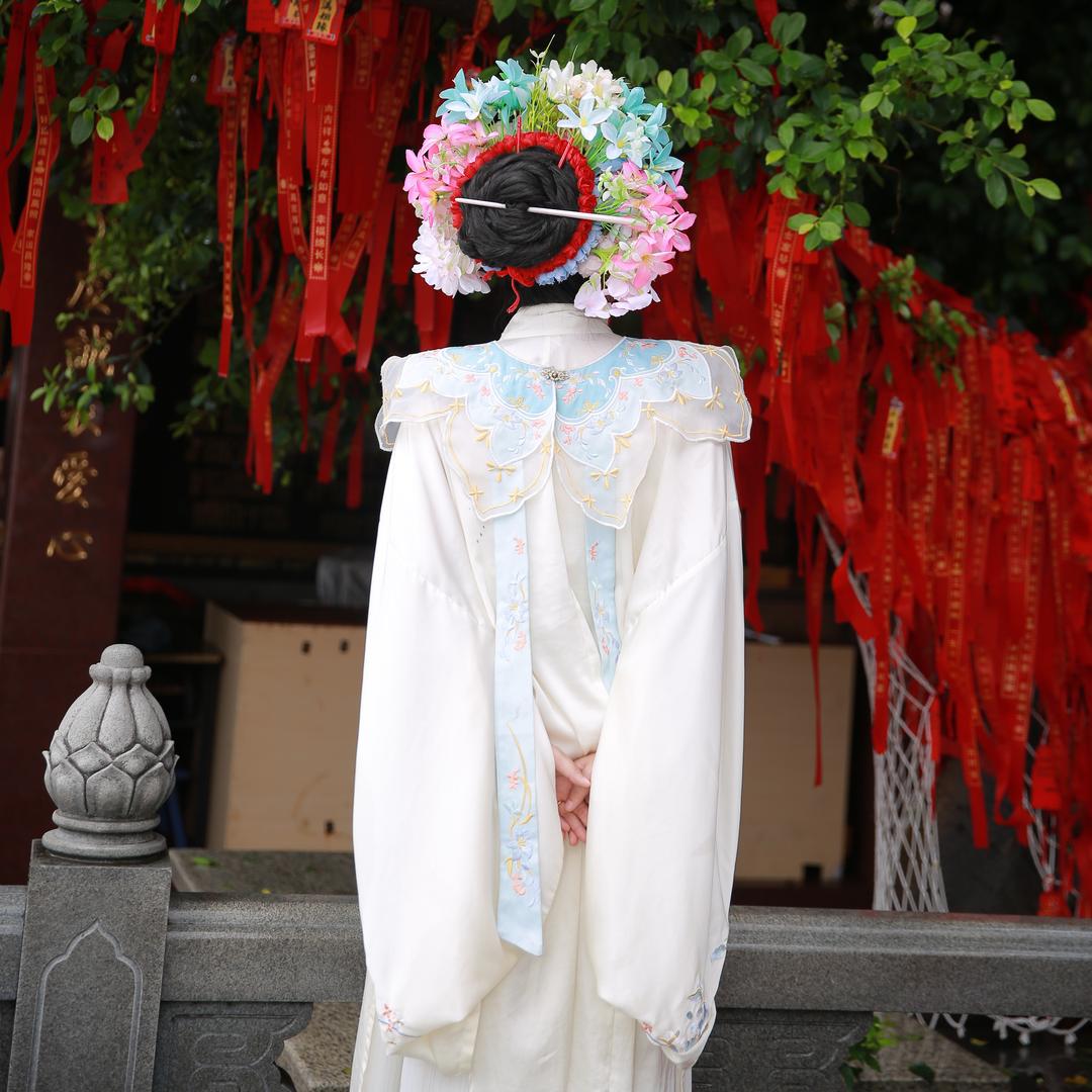 湾湾小荷
