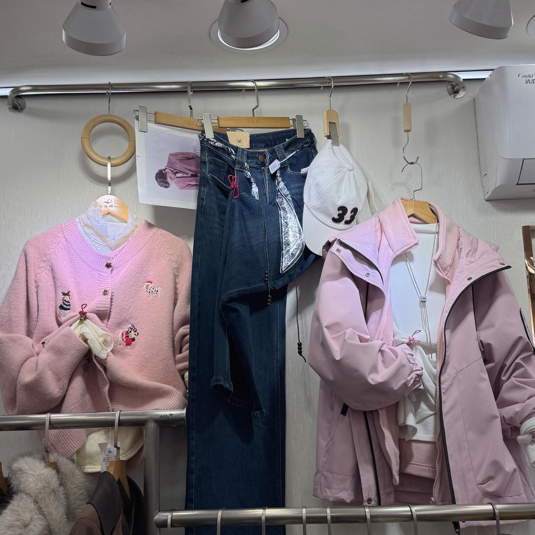 衣缘郦人女装古城平平