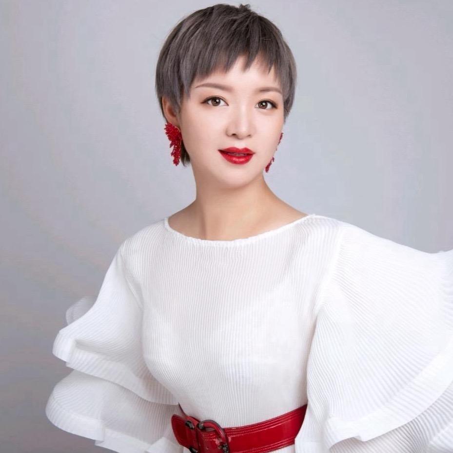梁氏夫人（中老年服装）