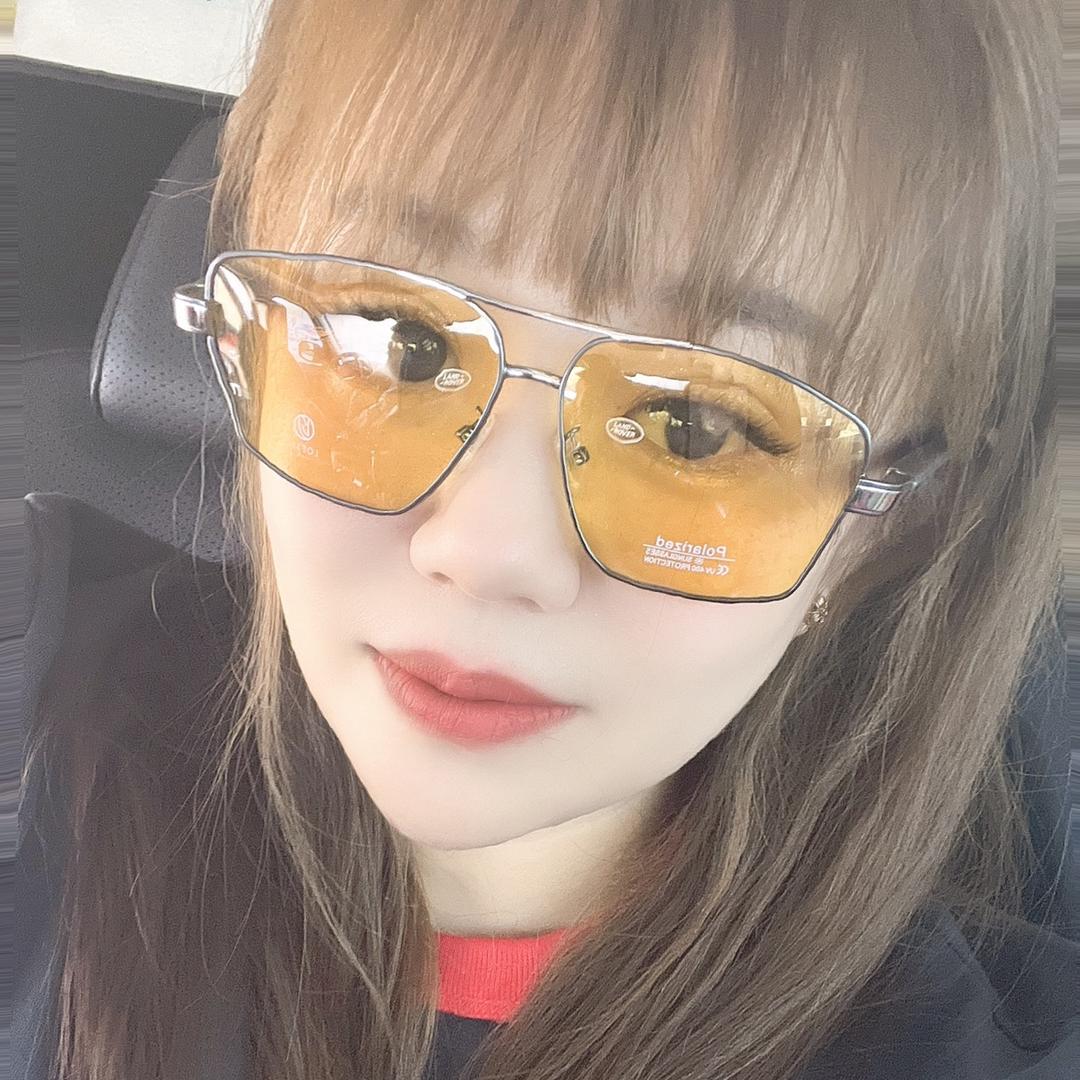 N B酷思服饰穿搭