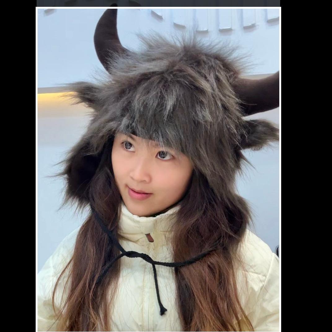 珊珊，