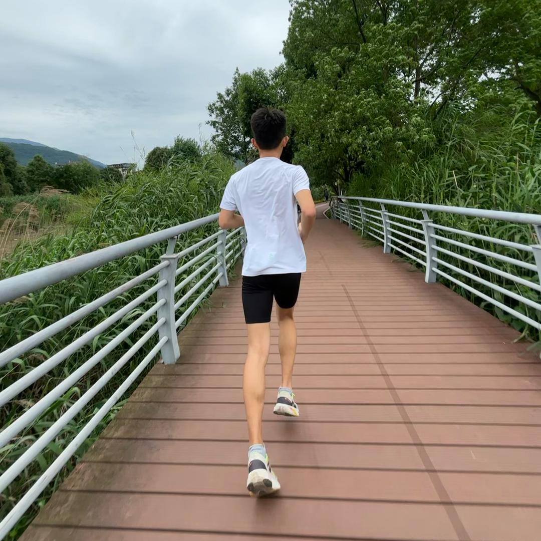 刘阳_