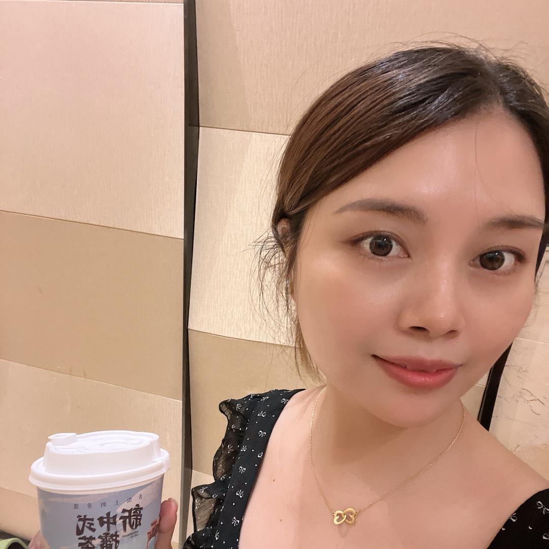 乡村的小周姑娘